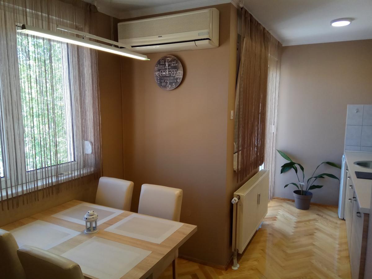 Apartment Cherry Zrenjanin Eksteriør billede